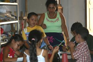 Profesora Ligia Sandino durante el curso. Julio 2007. Profesora Ligia Sandino durante el curso. Julio 2007.